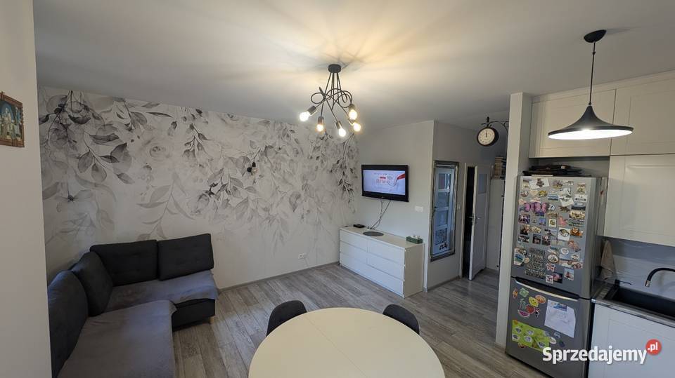 Dwustronne dwupokojowe mieszkanie 4236 m2 w Pruszków