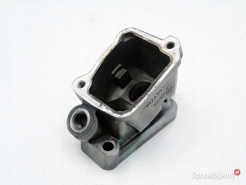 OBUDOWA TERMOSTATU KRÓCIEC WODY 24 D D5 VOLVO Pozostałe śląskie Sosnowiec
