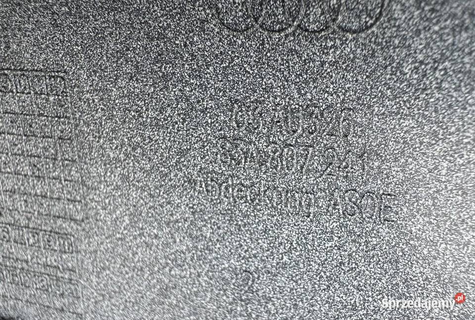 Narożnik zderzaka przód prawy kratka Audi q3 II Sieraków
