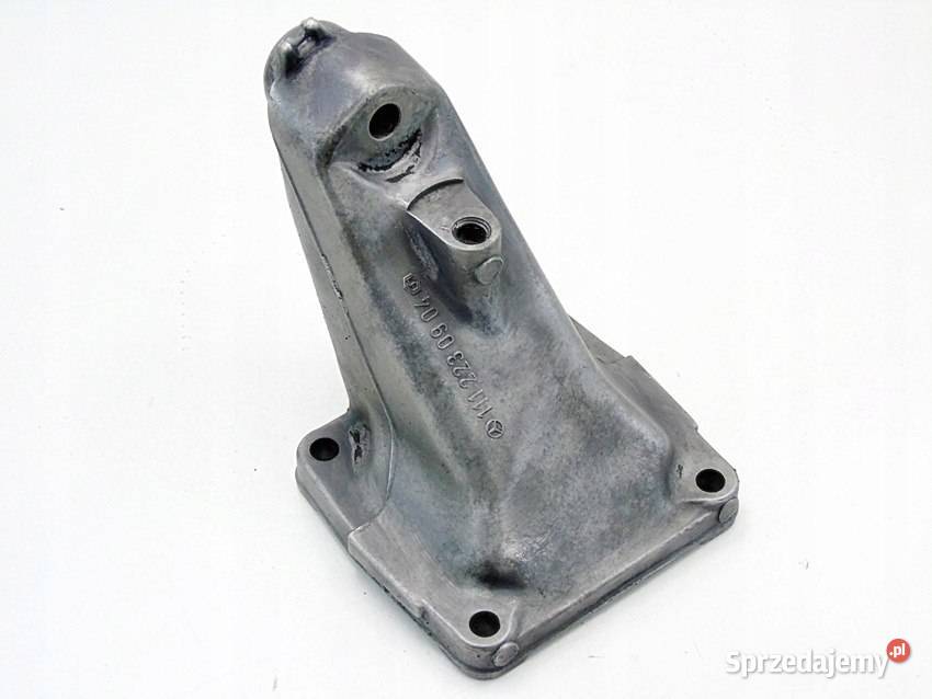ŁAPA WSPORNIK SILNIKA 25 TD MERCEDES KLASA C