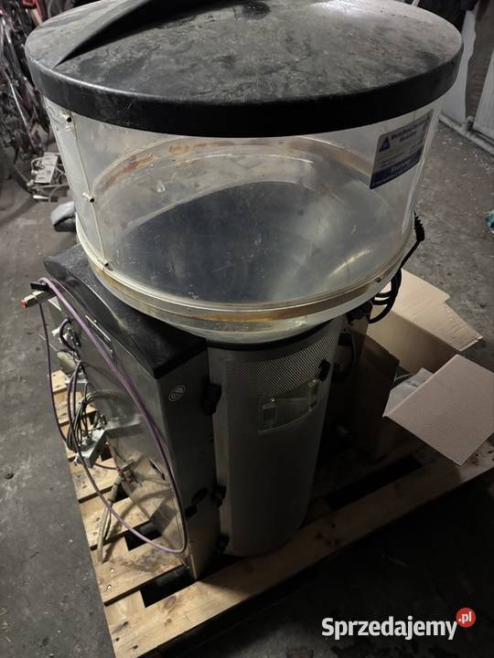 Odpajalnia stacja odpoju cieląt Forster delaval Będków-Kolonia