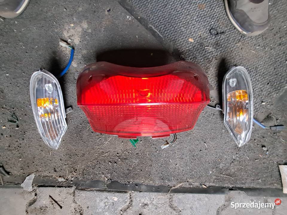 Obudowa tył lewa I prawa lampa tył i