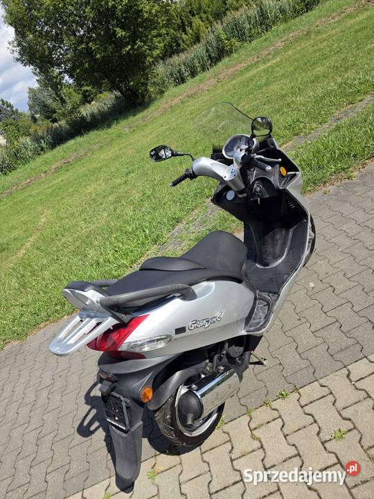Duży maxii skuter Kymco Grand Dink 50 2T 49cm3