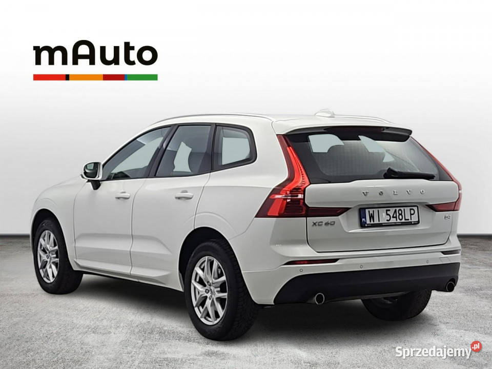 Volvo XC 60 B4 B Momentum Z Polskiego Salonu pełny VAT Warszawa