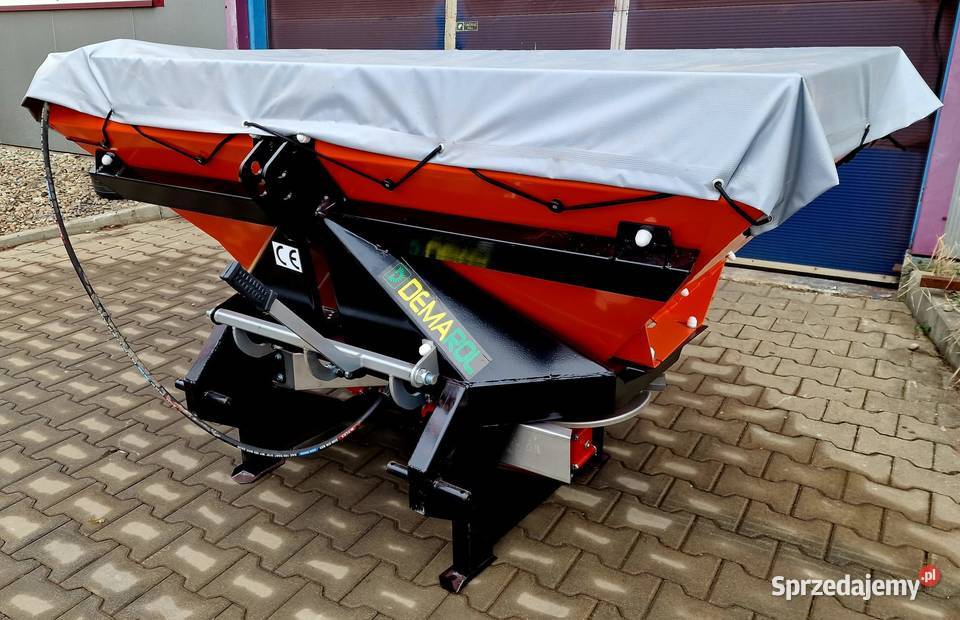 Precyzyjny rozsiewacz dwutalerzowy Konin