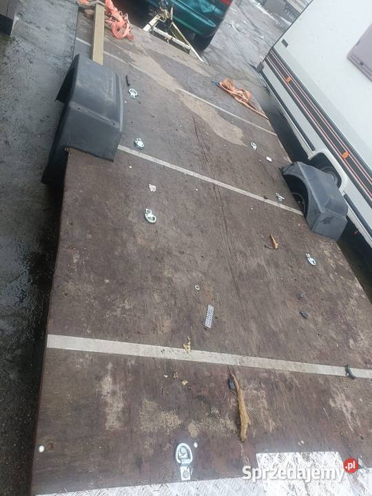 Przyczepa dmc 1000 Przyczepy i naczepy Września