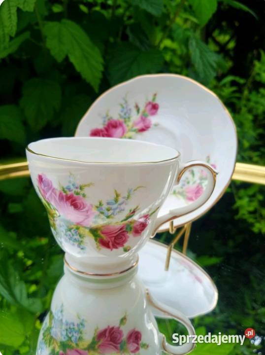 Duchesangielska porcelana kostna filiżanka ze Pabianice