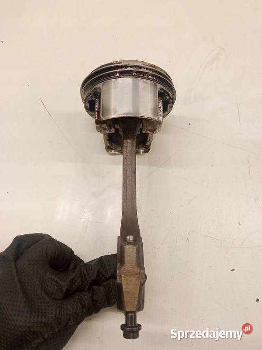 TŁOK KORBOWÓD 20 16V Honda CRV II 20012006