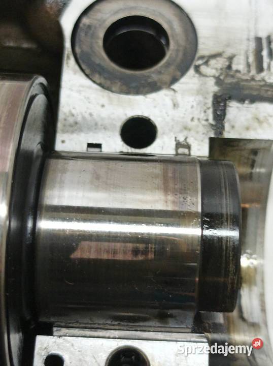 GŁOWICA KOMPLETNA 037103373R 19 TDI VW