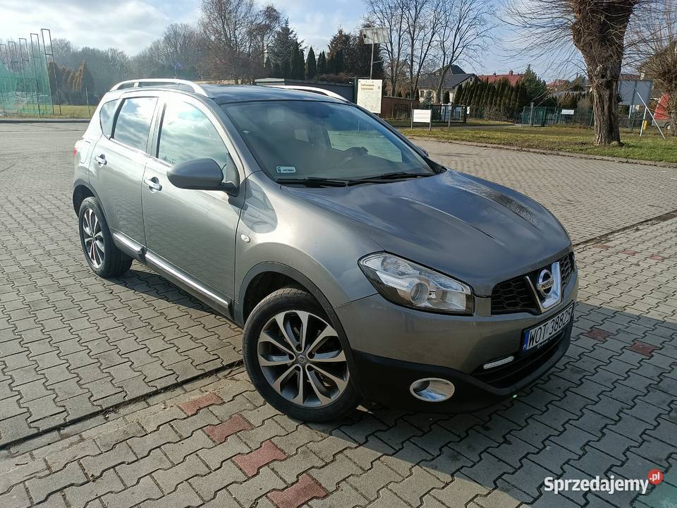 Nissan Qashqai Tekna Premium dach panorama 20 Rok produkcji 2011 lubelskie Dęblin