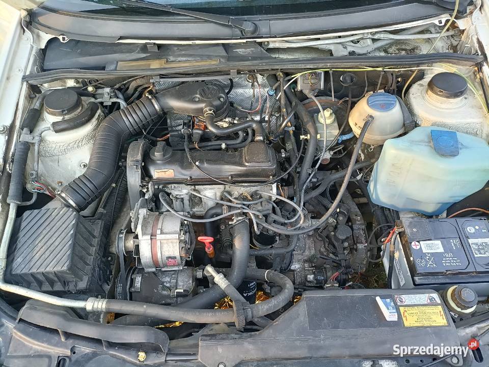 Volkswagen Passat B3 Klimatyzacja Żółte tablice Zarejestrowany w Polsce Blizne