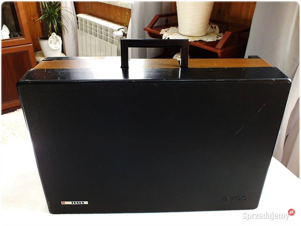 Stary Magnetofon szpulowy TESLA B700 Sprzęt Żary