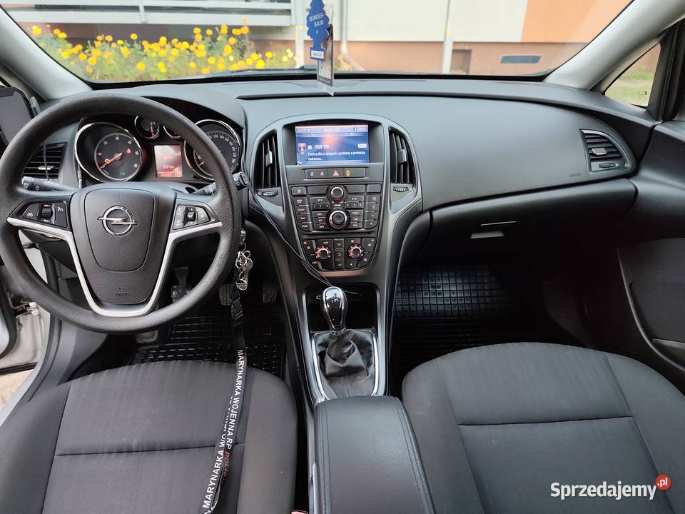 Opel Astra J 17 CDTI 110 Kombi 2 komplety kół