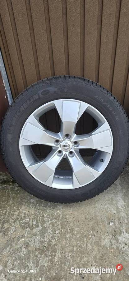 Felgi 18 23555R 18 Volvo XC 40 XC 60 V 90 CROSS Myszków