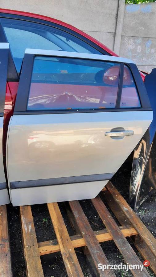 drzwi kompletne opel astra h 3 III kombi prawe osobowe Dębno