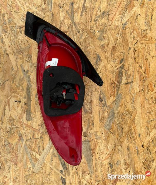 LAMPA LEWA LEWY TYLNA TYLNIA PEUGEOT 206 Międzychód