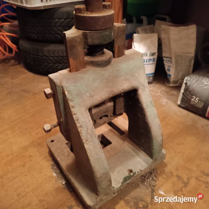 Prasa balansowa śrubowa 2t 3t PRL stara antyk Szamotuły