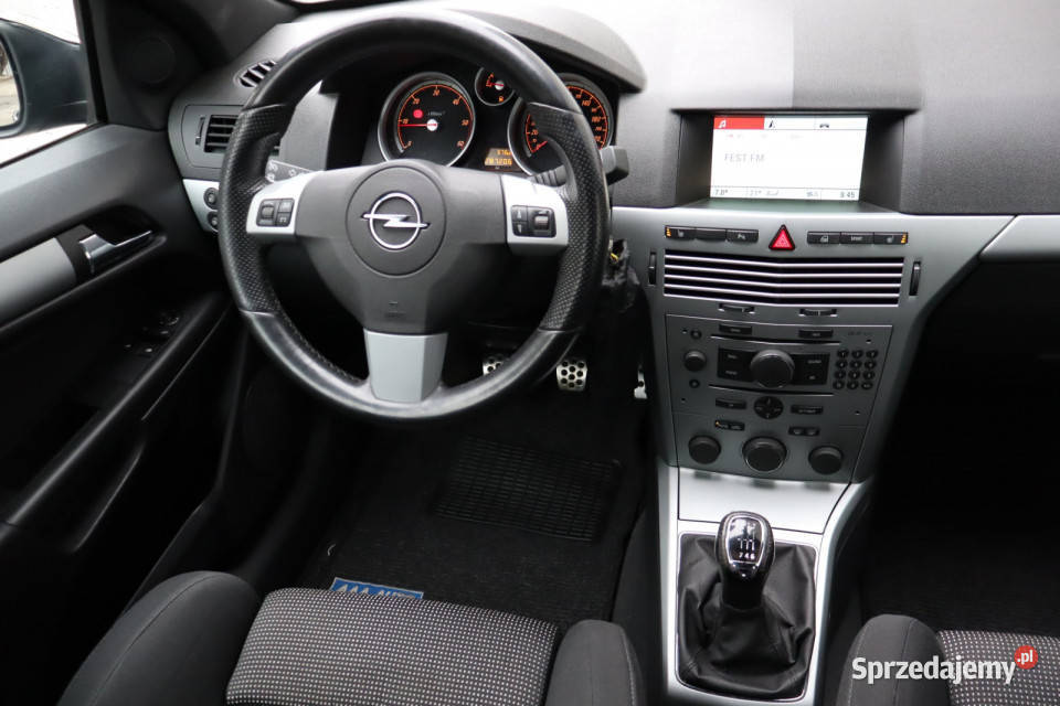 Opel Astra 17 CDTI podgrzewane fotele śląskie Zabrze