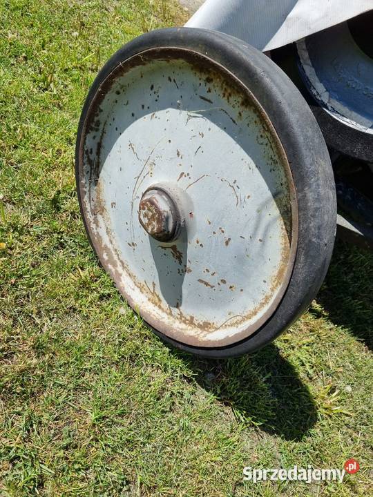 Sprzedam koła metalowo gumowe Bełchatów