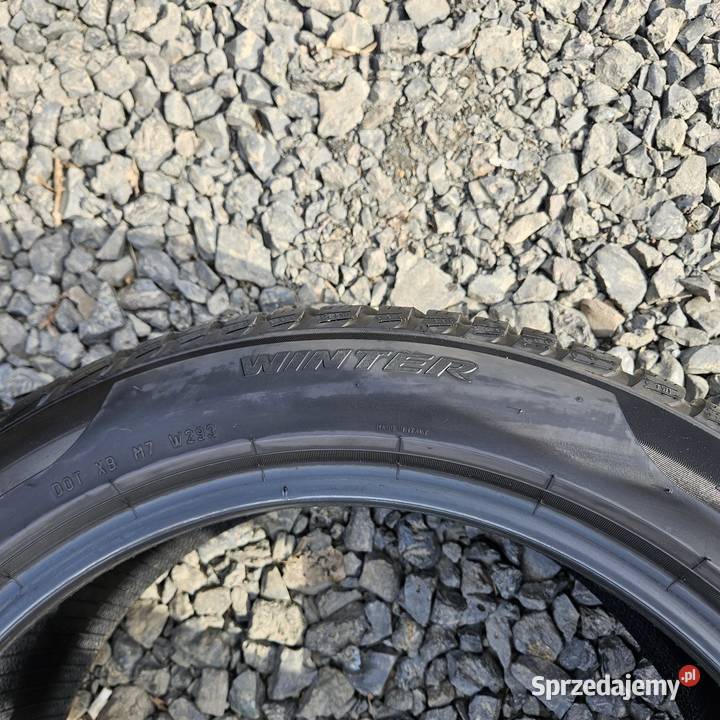 Sprzedam opony zimowe pirelli r18 Lubin