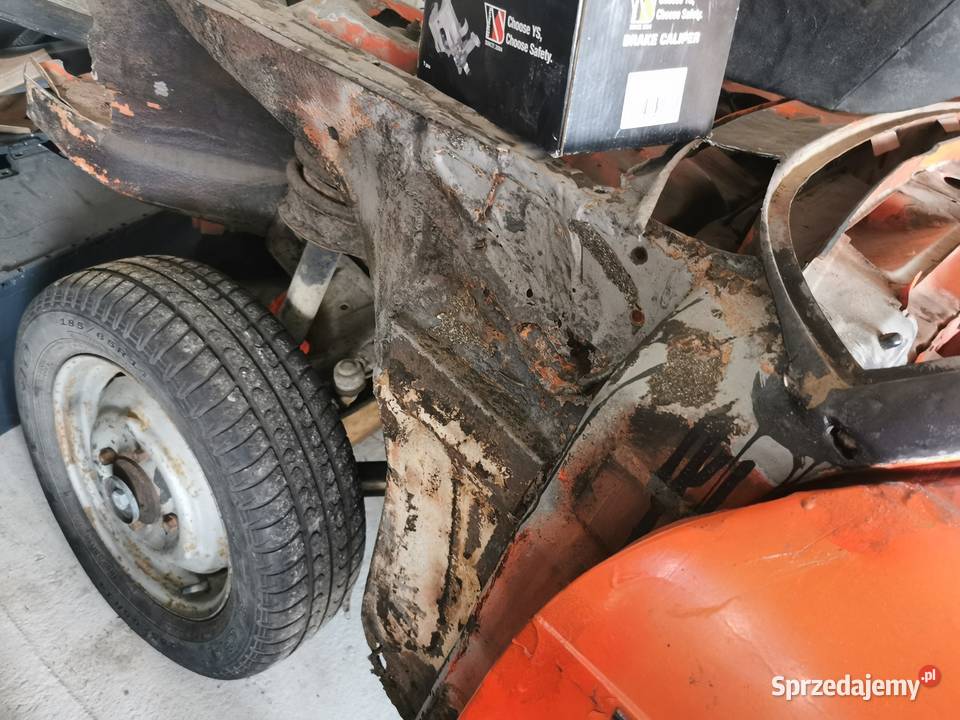 Audi 100 C1 karoseria z dokumentami 100 Kielce