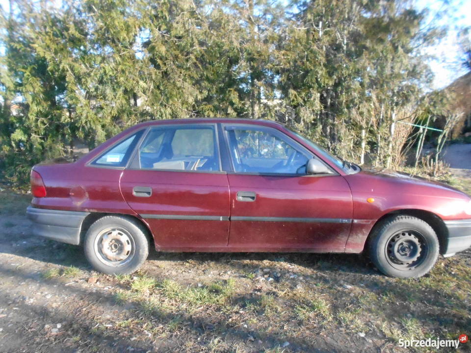 Opel Astra uszkodzony silnik 56KM Koźlątków sprzedam