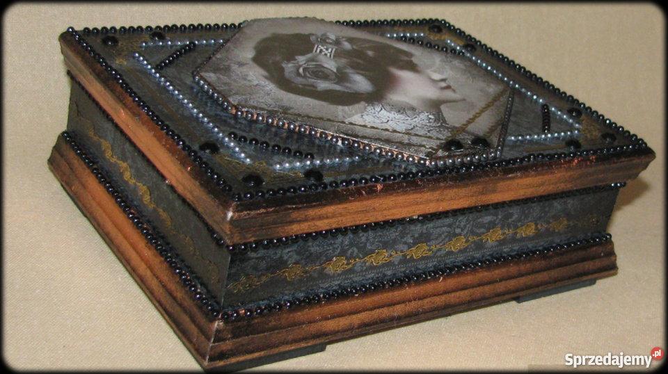 SZKATUŁKA Warszawa sprzedam