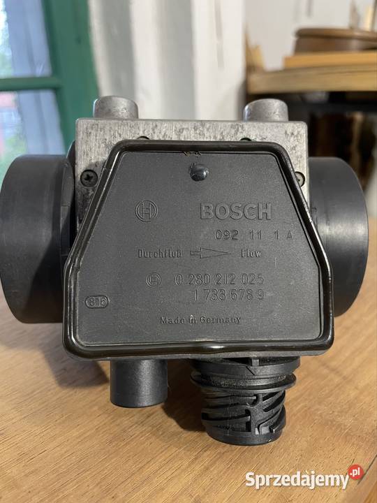 Przepływomierz masowy powietrza Bosch BMW 320i