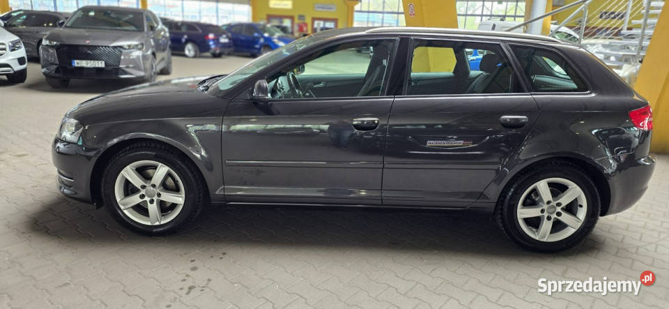 Audi A3 Sportback OPIS W podanej roczna światła przeciwmgielne Mysłowice