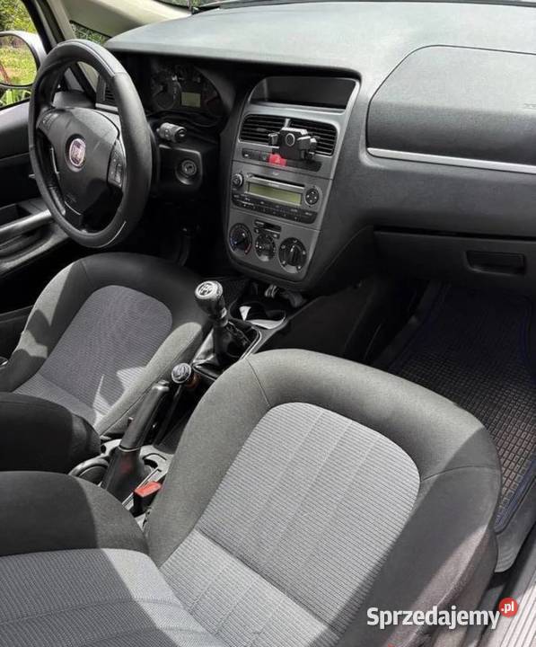 Fiat Linea 14 Benzyna Klima Rok produkcji 2007 Przemyśl sprzedam