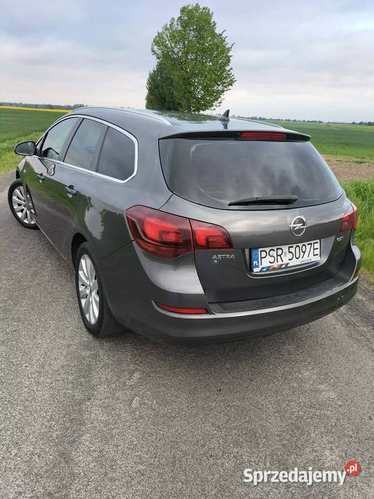 Opel astra j Środa Wielkopolska