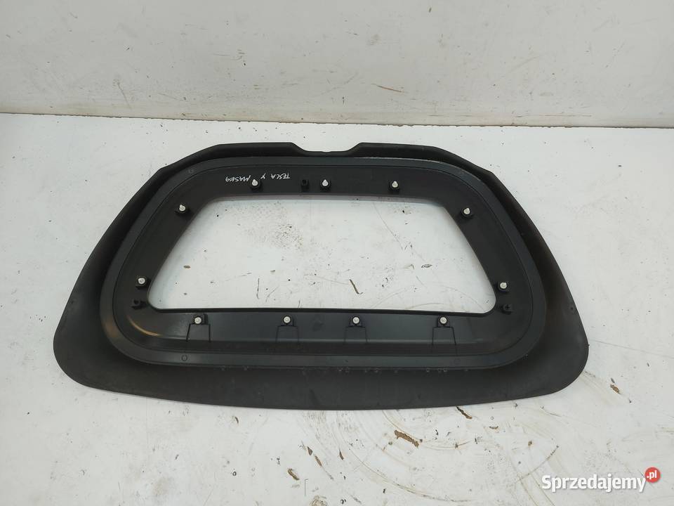 TESLA MODEL Y 2024r OSŁONA MASKI WYGŁUSZENIE