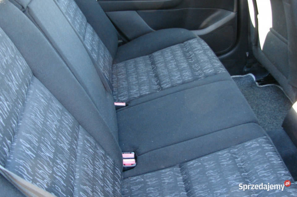 Peugeot 307 16 E 110 80000 stan listopad 2004 I Hatchback Piła