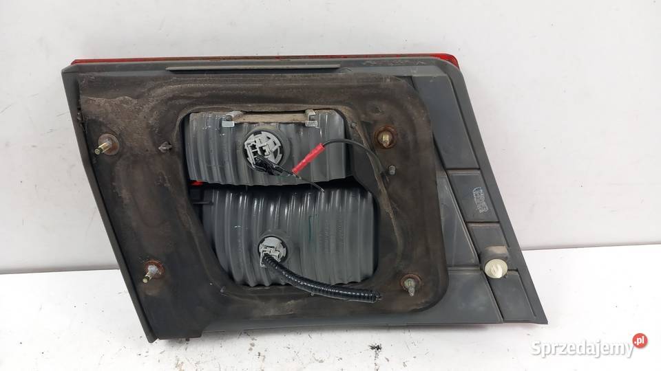HONDA ODYSSEY III 20042007 LAMPA TYŁ PRAWY W Światła stop Zbierkowo sprzedam