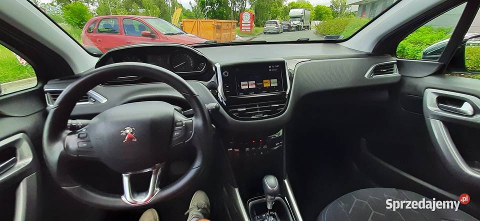 Peugeot 2008 Tech Style SS EAT6 1200cc 110hp przyciemniane szyby Warszawa sprzedam