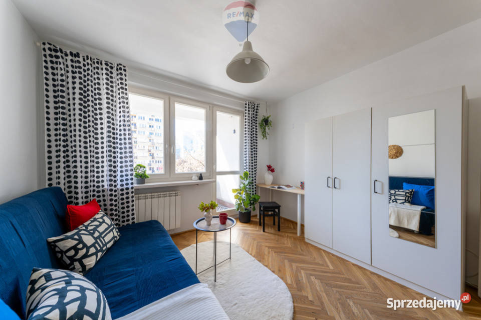 2 pokoje w centrum Warszawywidok na skyline Warszawa