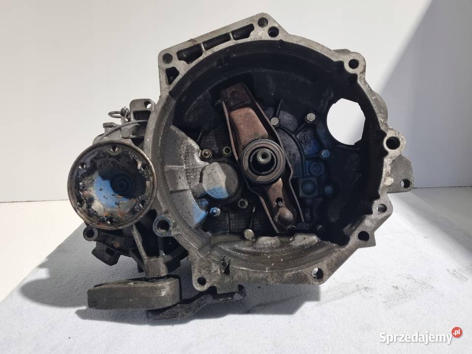 SKRZYNIA BIEGÓW VW Golf V Audi A3 II 8P 19 TDI Części samochodowe Chełm