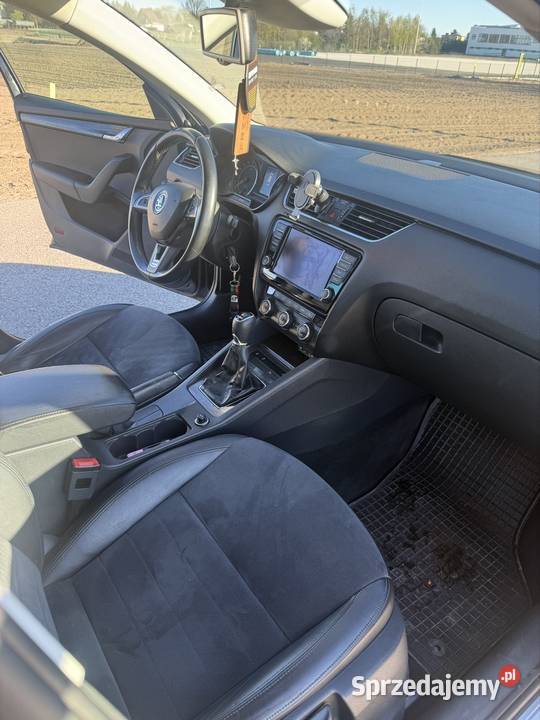 Skoda Octavia Scout 4x4 czarny Octavia sprzedam