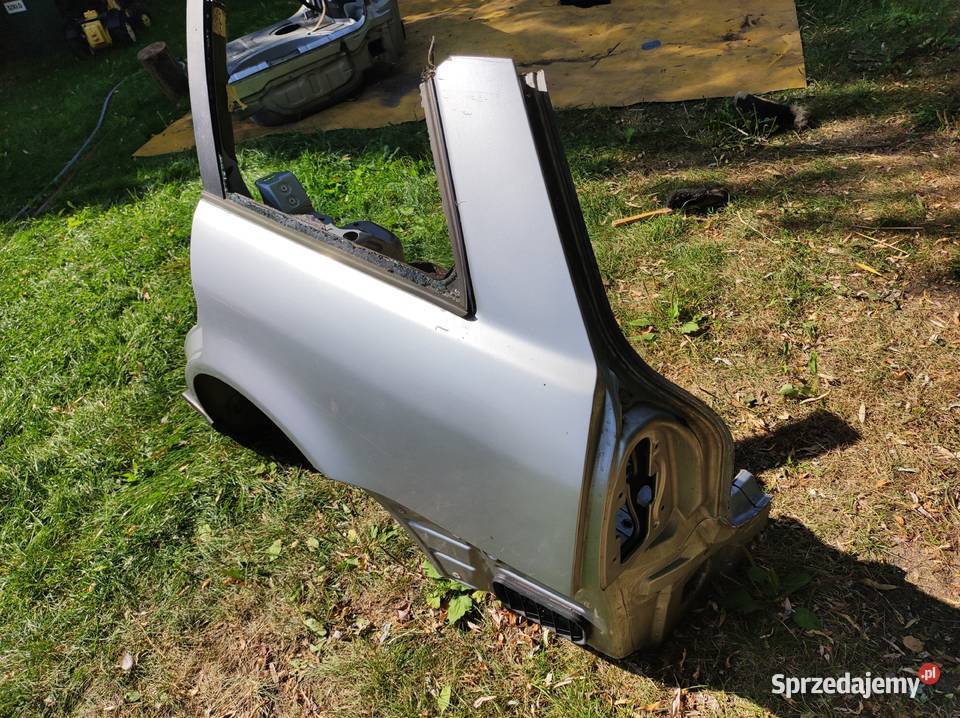 Ćwiartka lewy tył Audi A4 B5 combi Kalisz