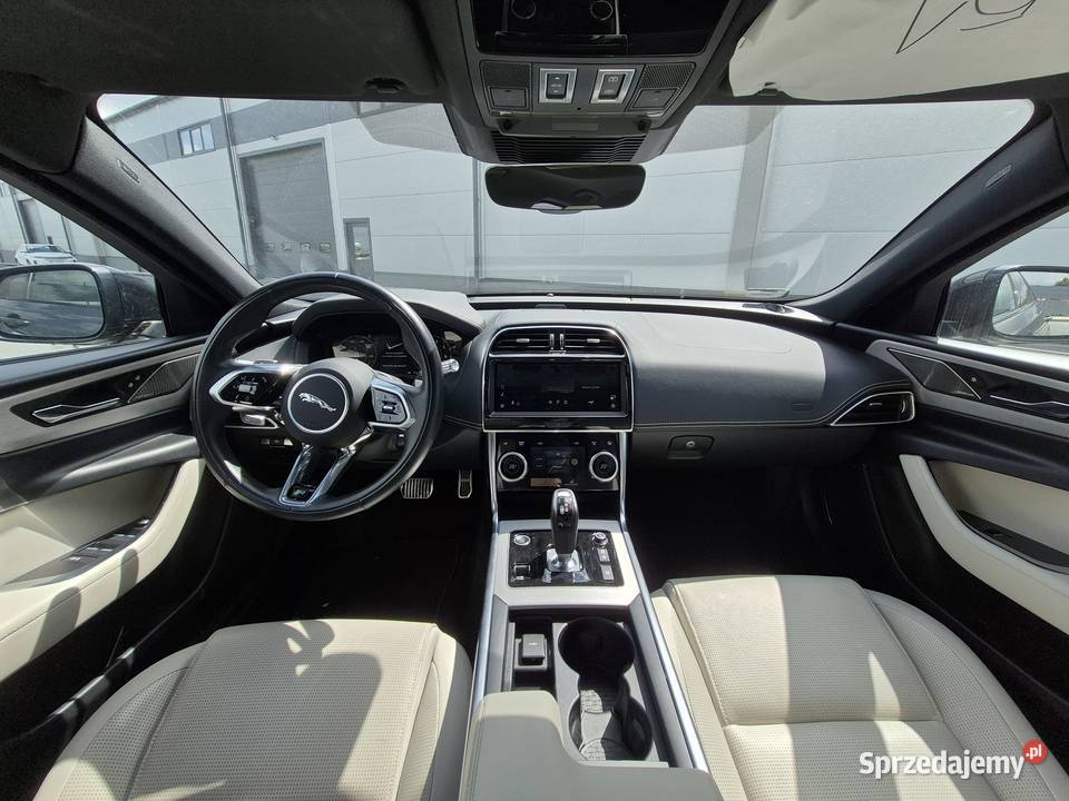 Syndyk sprzeda Jaguar XE 20 MR20 E6 SK429WJ benzyna sprzedam