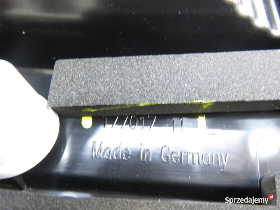 LAMPA LEWA TYLNA KLAPA FORD GALAXY II 17701711