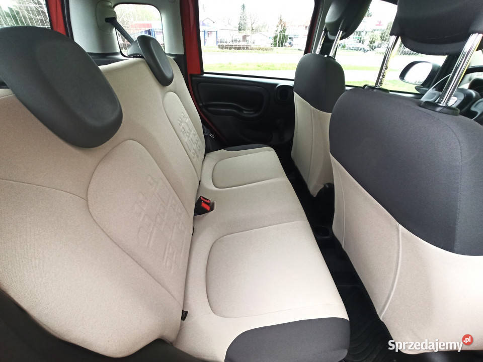 salon I właściciel bezwypadkowy Rok produkcji 2012 sprzedam