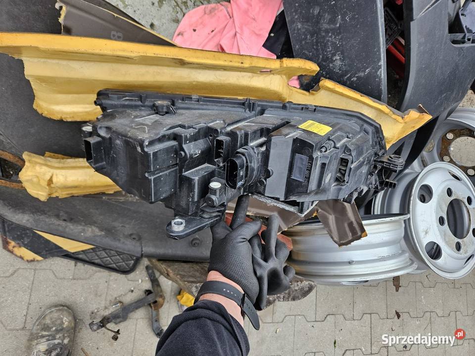 Skoda Oxtavia 3 III Lift Lampa Lewa Przednia Skawina