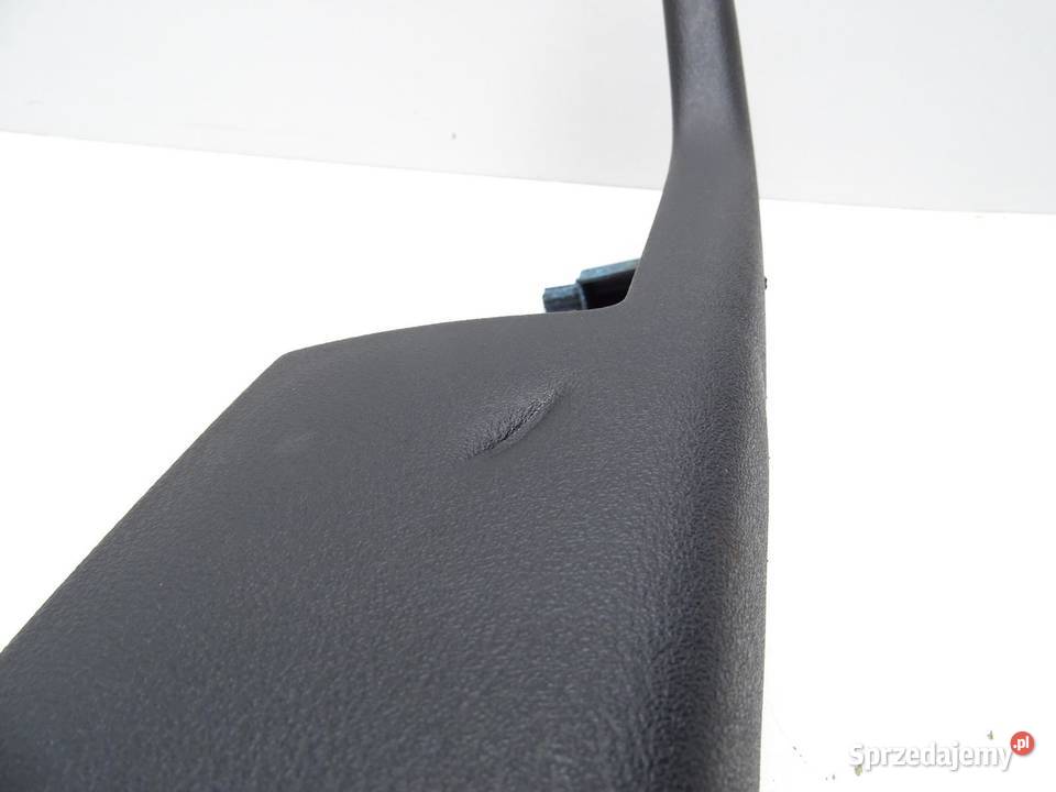 PODŁOKIETNIK BOCZKA DRZWI LEWY PRZÓD 8P4867173