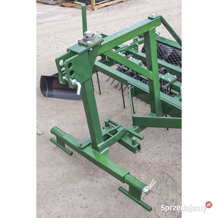 Brona do maneży trzypunktowy układ zawieszenia