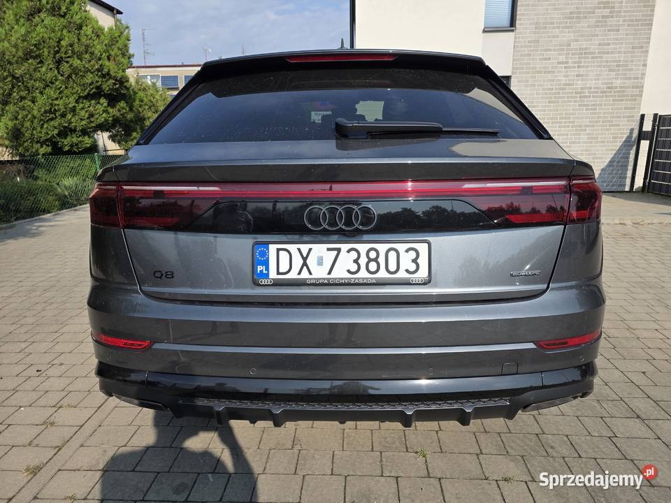 Audi Q8 TFSIe 490 Rok produkcji 2025