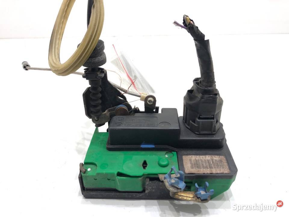 ZAMEK DRZWI LEWY PRZÓD VOLVO V70 II Hatchback