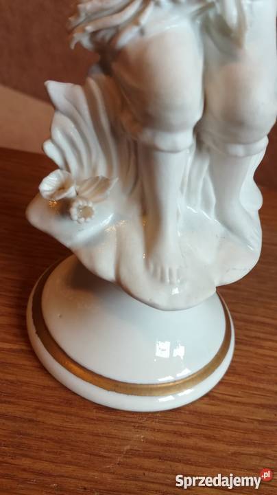 Figurka dziecka sygnowana porcelana Porcelana i szkło Nysa