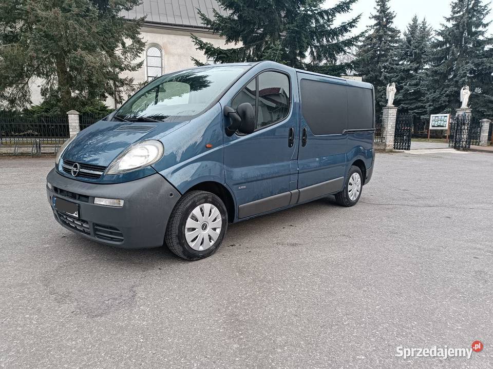 Opel Vivaro 20 LPG ładny do jazdy niebieski Mielec sprzedam