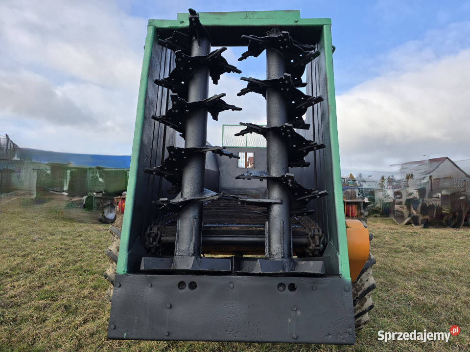 BEZ MINIMALNEJ Rozrzutnik obornika DANGREVILLE nieuszkodzony